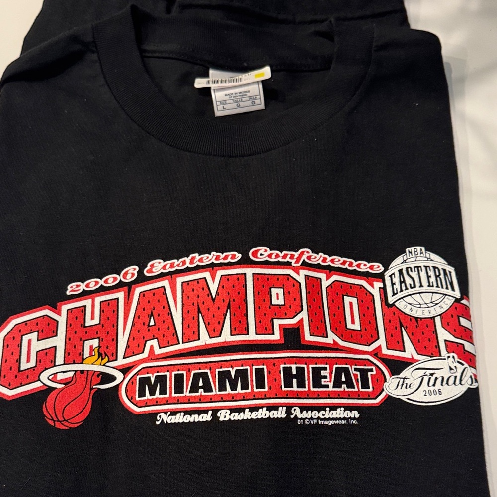 2006 Miami Heat Champions Black T-Shirt M Medium NOS